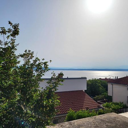 11 Ulica Drage Gervaisa Apartamento Crikvenica Exterior foto