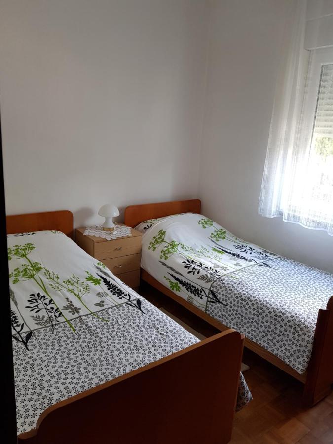 11 Ulica Drage Gervaisa Apartamento Crikvenica Exterior foto